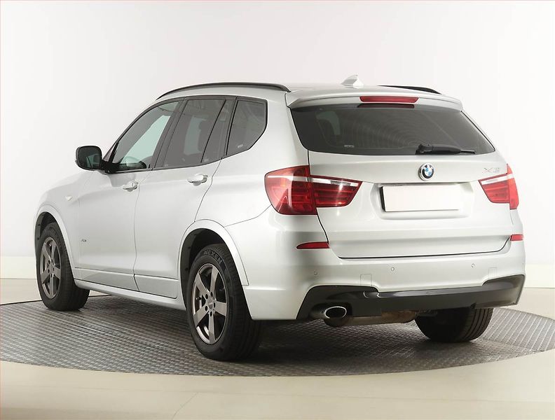 BMW X3 (2012) xDrive20d, 4X4, Automat, Kůže - fotka 4 z 22