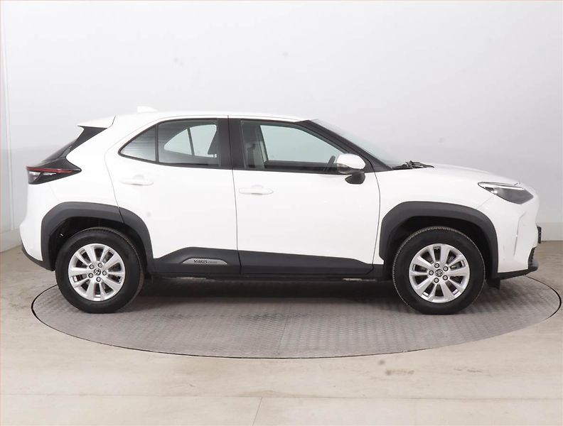 Toyota Yaris Cross (2022) 1.5 VVT-iE - fotka 6 z 16