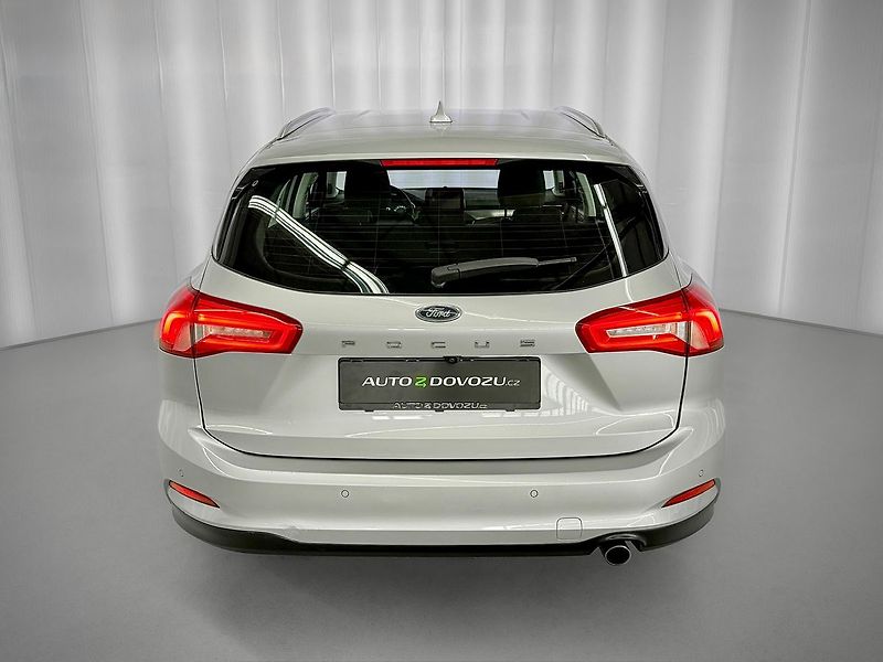 Ford Focus 1.5TDCi ECO BLUE A/T TITANIUM, - fotka 6 z 22