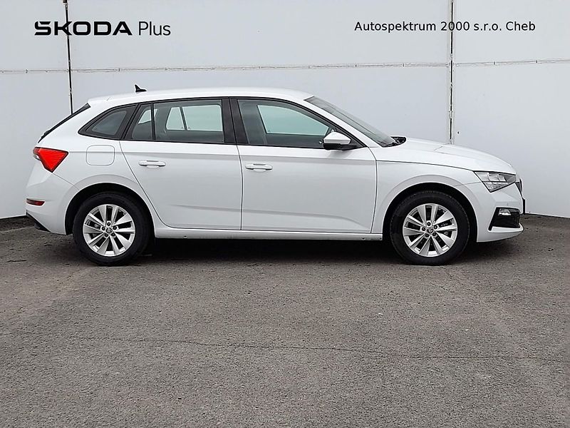 Škoda Scala Fresh 1.0 TSI 81kW 6MP - fotka 8 z 20