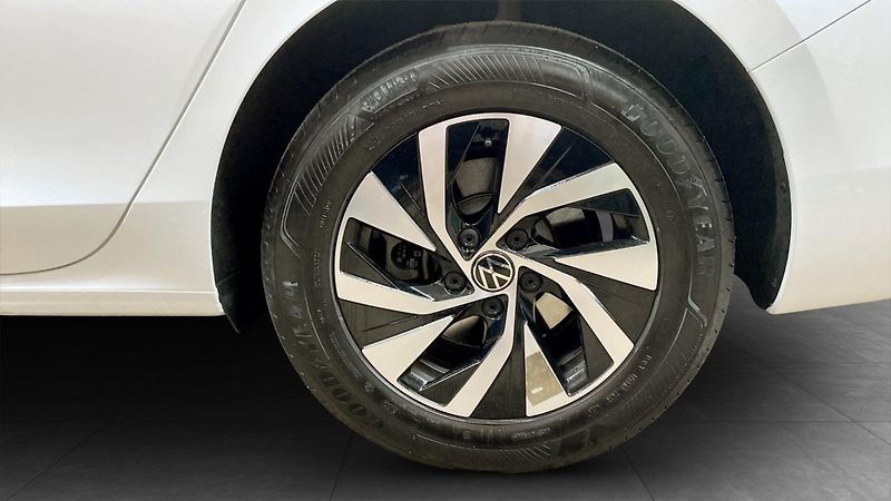 Volkswagen Passat 1.5 eTSI Webasto Tažné Kamera - fotka 6 z 14