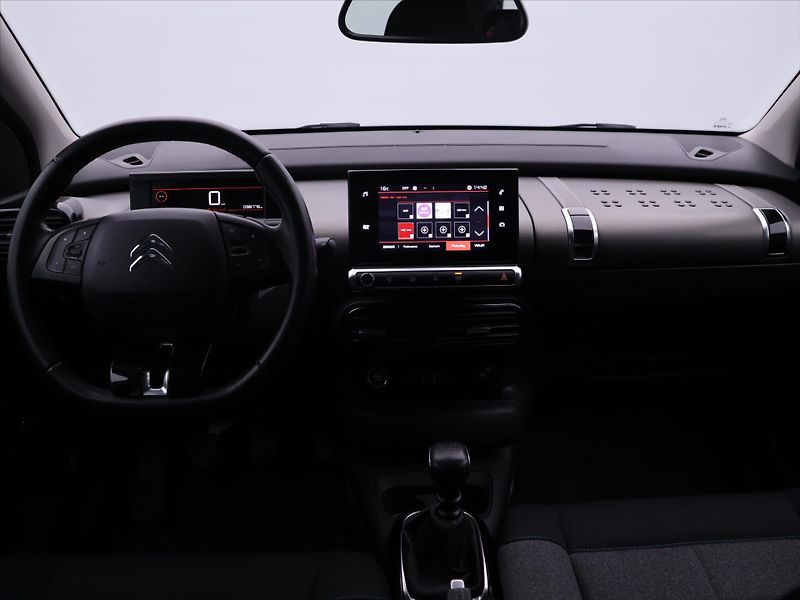 Citroën C4 Cactus 1,2 PureTech 81kW Feel CZ - fotka 25 z 32