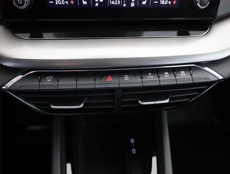 Škoda Octavia (2020) 2.0 TDI, Serv.kniha, Tempomat - fotka 11 z 18