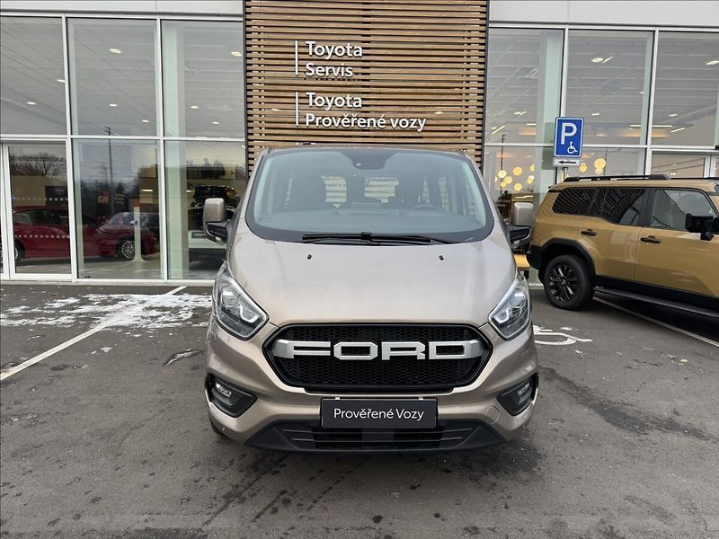 Ford Transit Custom 2,0 TITANIUM L1 - fotka 4 z 19