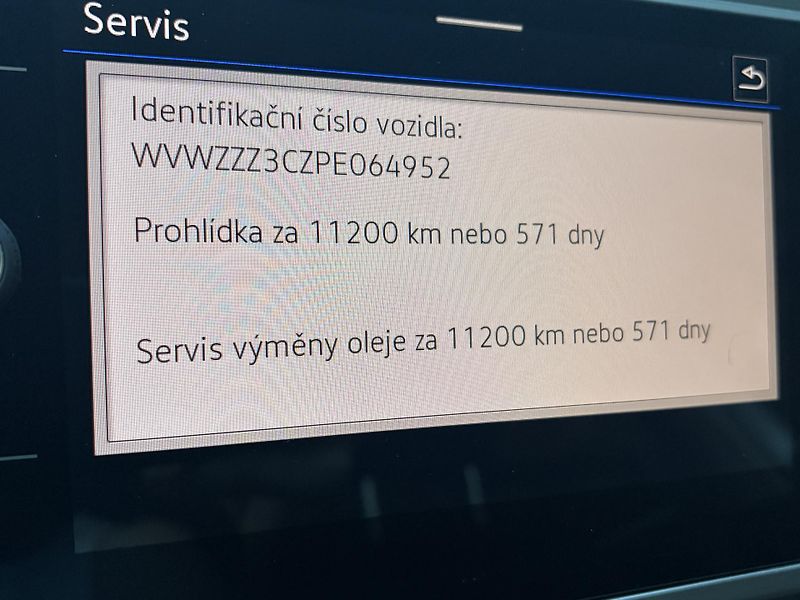 Volkswagen Passat Variant (2023) 2.0 Tdi 122 hp - fotka 17 z 17