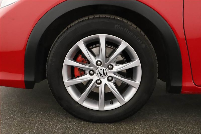 Honda Civic (2014) 1.4 i-VTEC, Tempomat - fotka 11 z 14