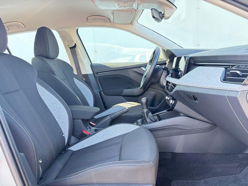 Škoda Scala (2025) 1.0 TSI / 85kW / SELECTION - fotka 10 z 35