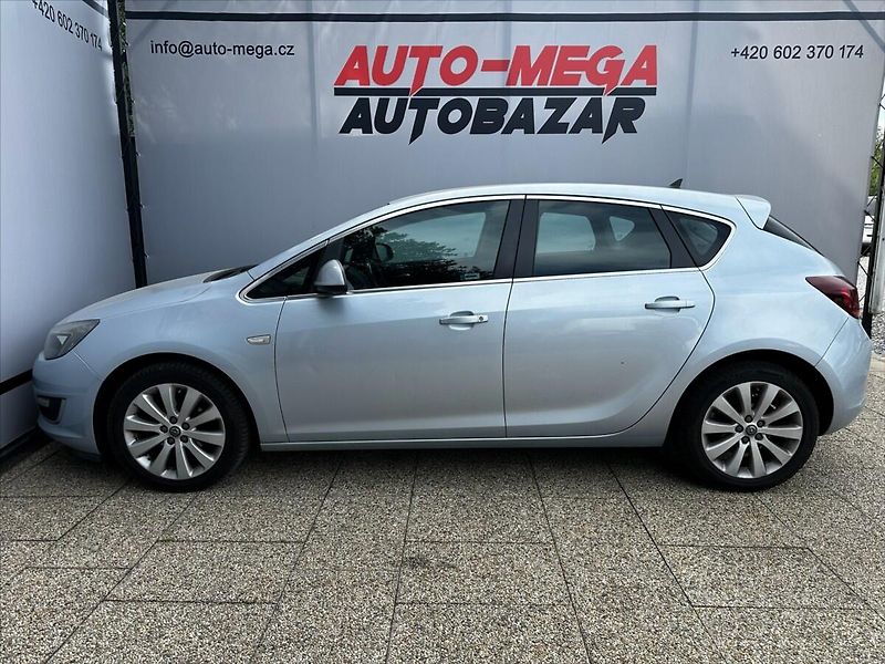 Opel Astra 1,4 103 kW TURBO automat, CZ - fotka 5 z 36