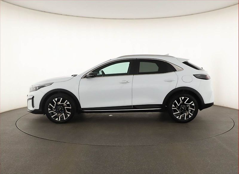 Kia XCeed (2025) 1.6 T-GDI - fotka 3 z 17