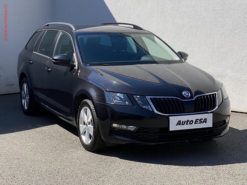Škoda Octavia (2020) 1.6TDI, ČR, Ambition, AC - fotka 1 z 17
