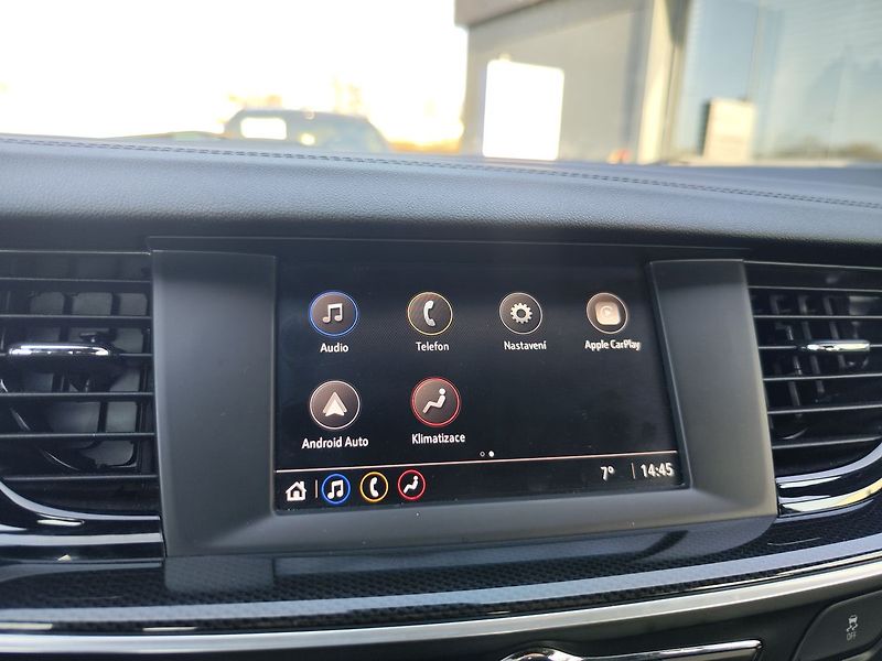 Opel Insignia 2.0 CDTi/128kW Elegance AT - fotka 15 z 31