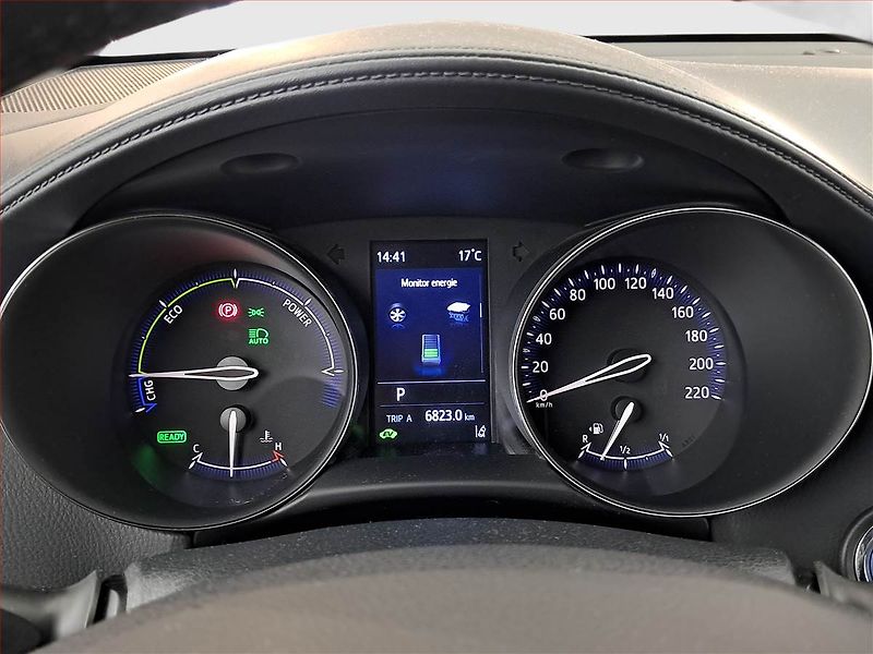 Toyota C-HR (2020) 1.8 Hybrid - fotka 11 z 20
