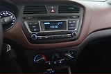 Hyundai i20 (2015) 1.1 CRDi - náhled 12
