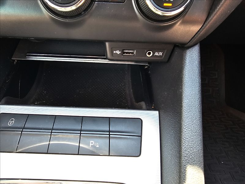 Škoda Octavia 2,0TDi 110KW Elegance TZ - fotka 20 z 49