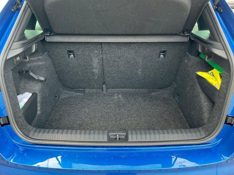 Škoda Kamiq (2021) 1.0 TSI DSG Monte Carlo - fotka 20 z 31