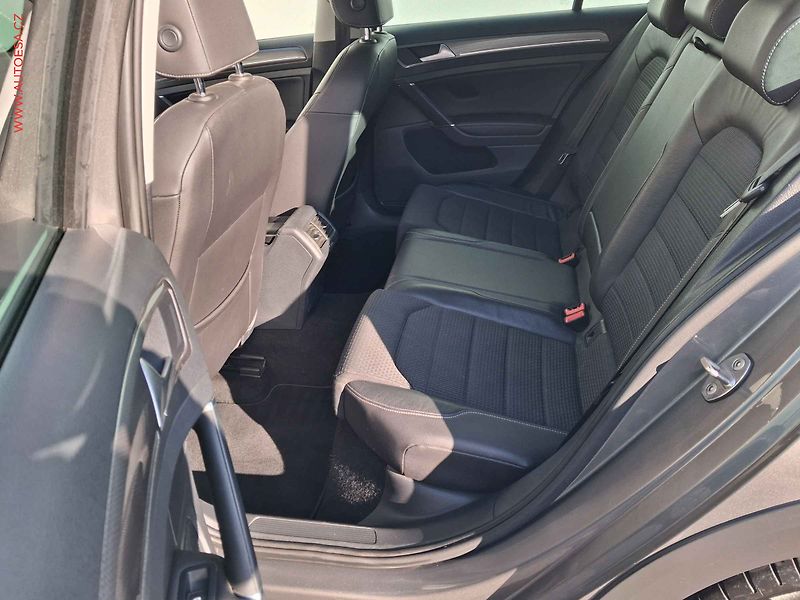 Volkswagen Golf (2015) 2.0 TDi 4X4, Alltrack, TZ - fotka 10 z 21