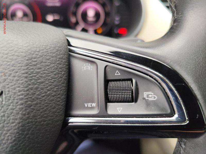 Škoda Octavia (2019) 2.0 TDi 4x4, ČR, DSG, LED - fotka 22 z 28
