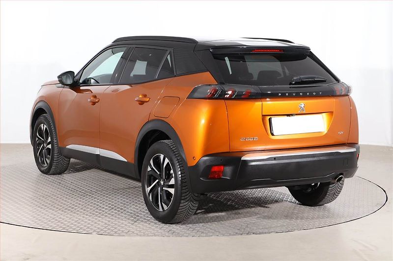 Peugeot 2008 (2021) 1.5 BlueHDi, Automat - fotka 4 z 26