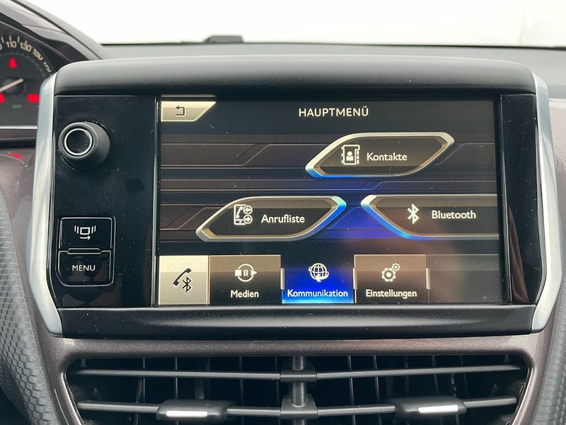 Peugeot 2008 (2014) 1.6HDi Klima! - fotka 20 z 28