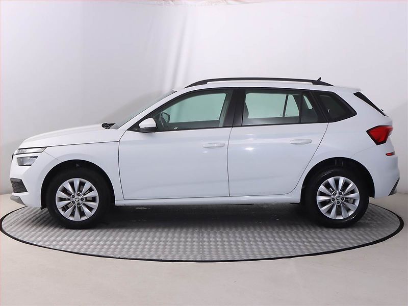 Škoda Kamiq (2021) Ambition 1.0 TSI, Serv.kniha - fotka 3 z 19