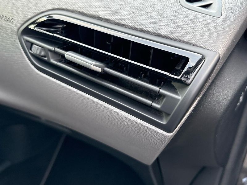 Citroën Grand C4 SpaceTourer (2019) 1.2 PureTech 130 MAN6 - fotka 19 z 40