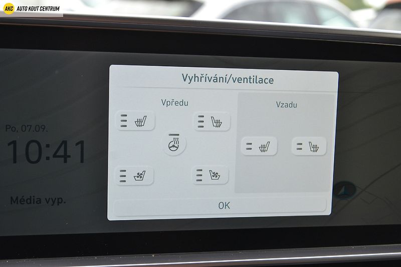 Hyundai Ioniq 6 239KW 4x4 POWER 77kWh STYLE PR - fotka 36 z 74