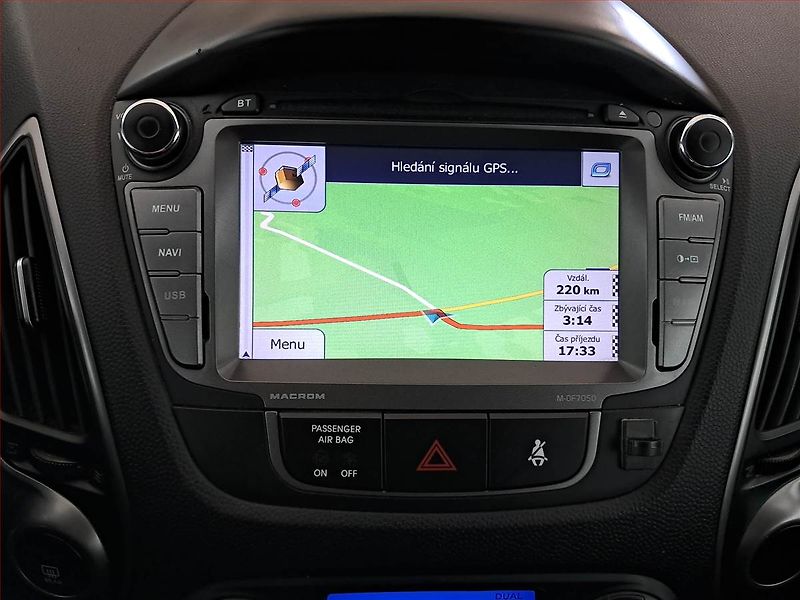 Hyundai ix35 (2015) 1.6 GDI, Serv.kniha, Kůže - fotka 13 z 18