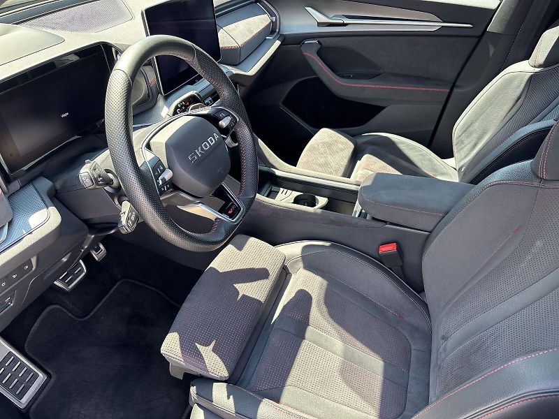 Škoda Kodiaq (2025) 2.0 TSI 4x4 DSG RS - fotka 6 z 30