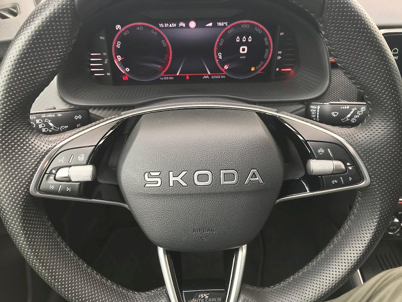 Škoda Scala (2025) MONTE CARLO 1,5 TSI - fotka 9 z 27