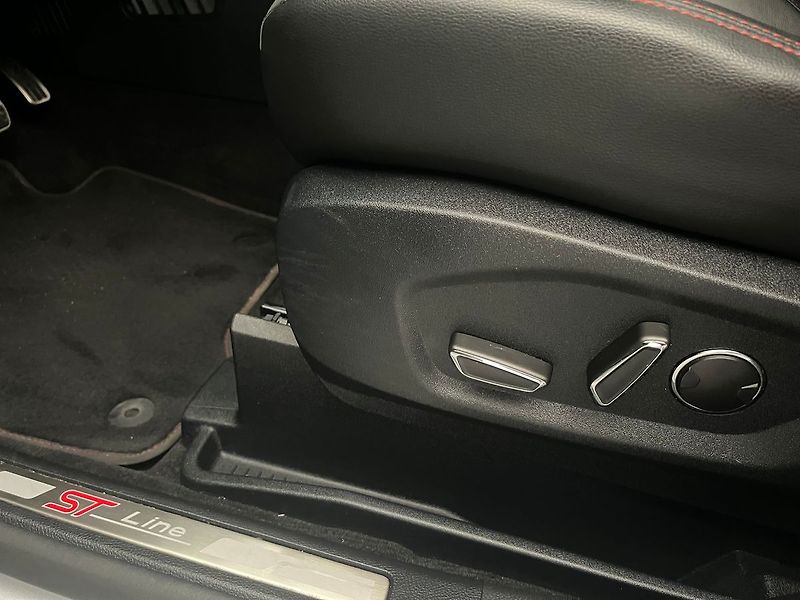 Ford S-MAX 2.5 HEV ST-Line 7míst - fotka 27 z 78