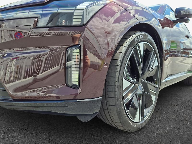 Volvo ES90 Single Motor RWD Ultra - fotka 6 z 19