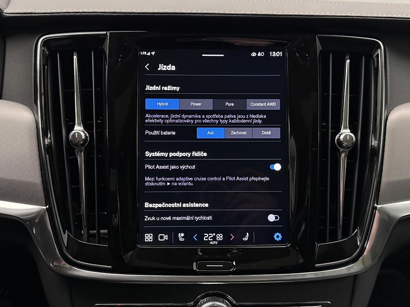 Volvo V90 T6 AWD RECHARGE BRIGHT PLUS  - fotka 37 z 46