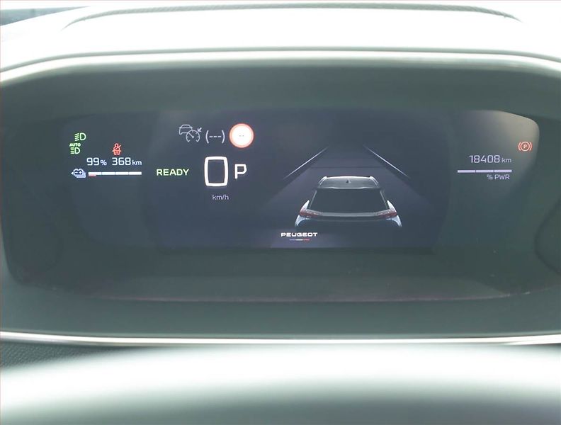 Peugeot 2008 (2023) GT 54 kWh, SoH 94% - fotka 11 z 20
