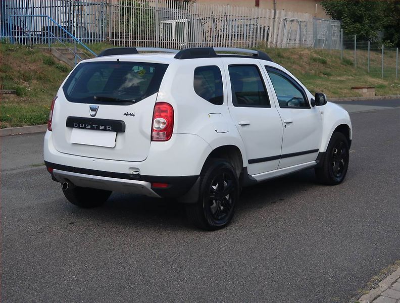 Dacia Duster (2011) 1.6 16V, LPG, nová STK - fotka 5 z 13
