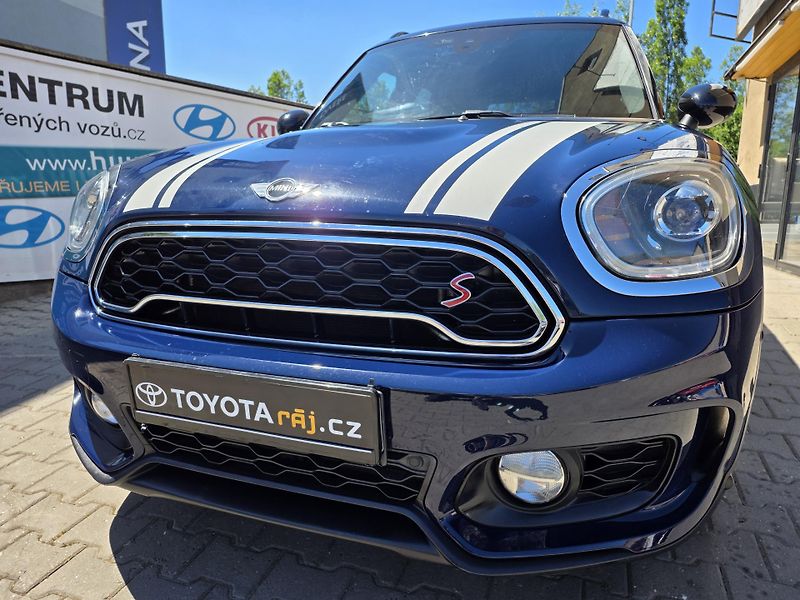 Mini Cooper S 2.0-JOHN COOPER S-4x4 - fotka 4 z 25