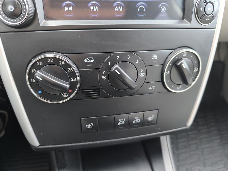 Mercedes-Benz Třídy A (2007) 2.0 DOL.KM, SERVISKA - fotka 22 z 32