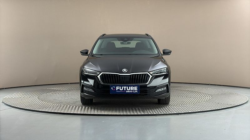 Škoda Octavia 2.0 TDI Ambition Combi - fotka 3 z 23