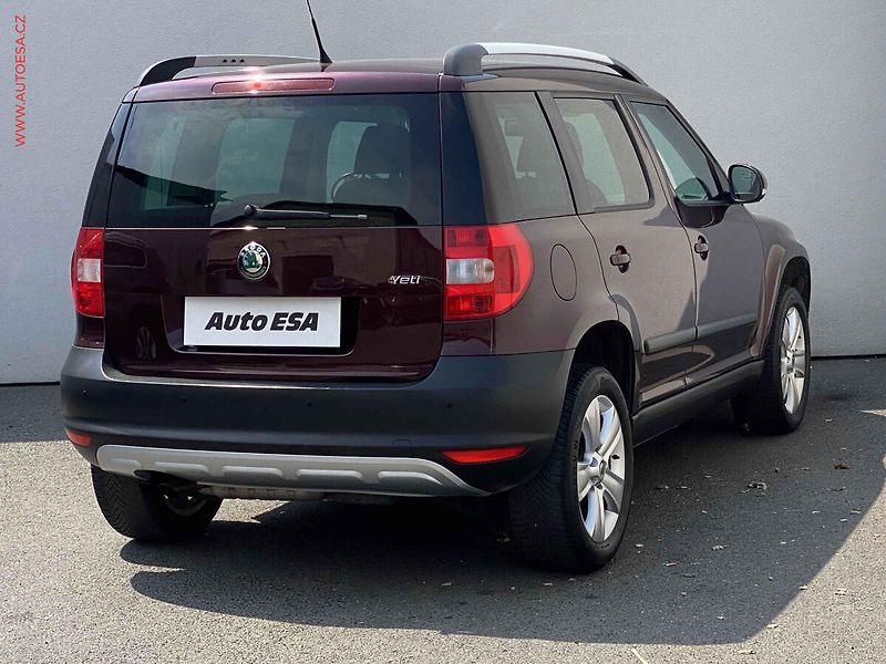 Škoda Yeti (2010) 1.2 TSi, Experience, DSG - fotka 4 z 17