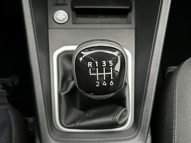 Volkswagen Caddy 2.0 TDI Life - fotka 18 z 22