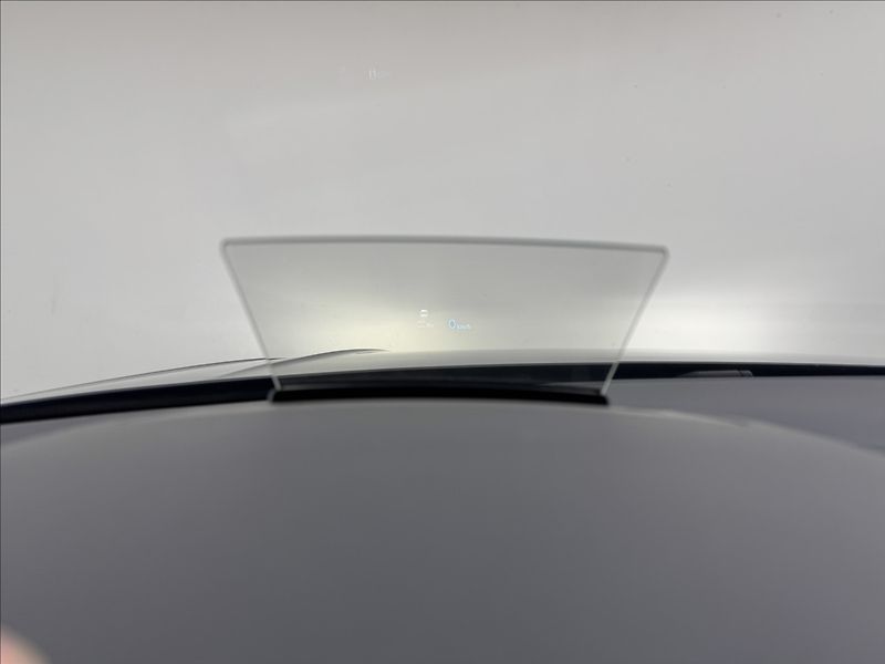 Volkswagen Tiguan 1,5 TSi DSG HUD KAMERA TAŽNÉ - fotka 13 z 50