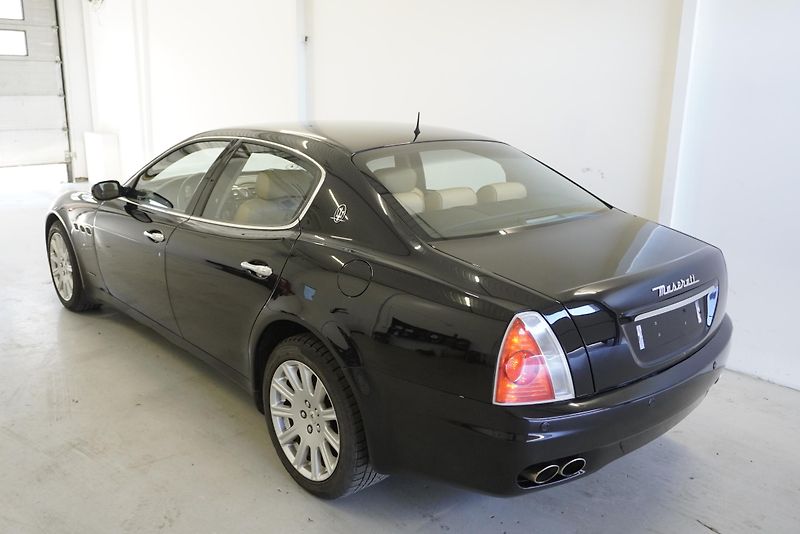 Maserati Quattroporte (2007) 4.2i 295 kW AUTOMAT - fotka 13 z 46