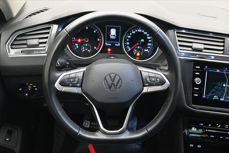 Volkswagen Tiguan 2,0 TDI 110 kW DSG Life Záruka - fotka 18 z 33