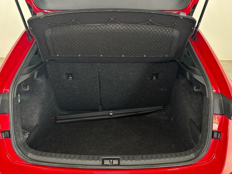 Škoda Scala Monte Carlo DSG - fotka 10 z 28