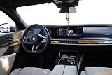 BMW Řada 7 750e xDrive - náhled 13