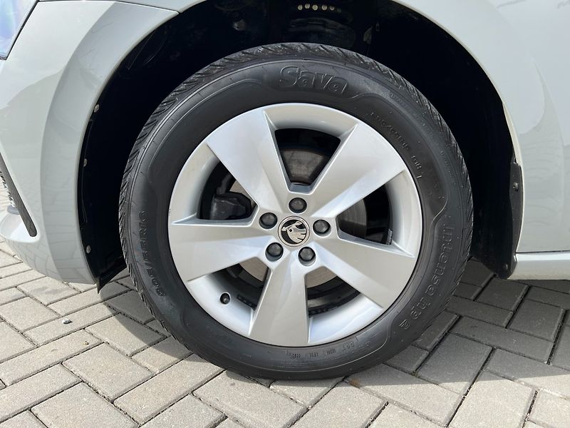 Škoda Scala (2023) 1.0TSi 81kW Style! ČR+1.maj.! - fotka 35 z 36