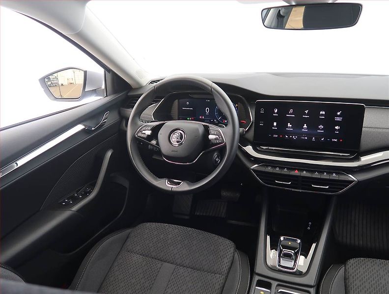 Škoda Octavia (2023) 2.0 TDI, Automat, ČR,1.maj - fotka 7 z 27