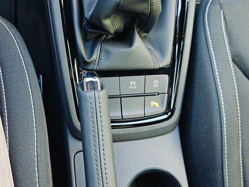 Škoda Scala (2024) 1,5 TSI 110 kW Monte Carlo DSG - fotka 38 z 44