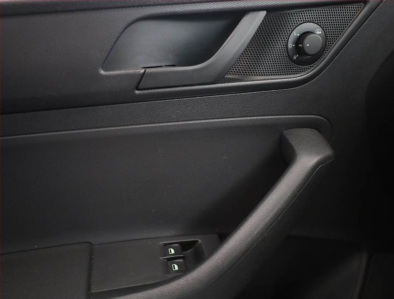 Škoda Rapid (2014) 1.6 TDI - fotka 10 z 11