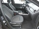 Mercedes-Benz GLA GLA180d - náhled 10