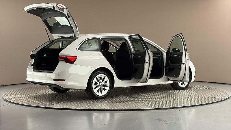 Škoda Octavia 1.5 TSI Style Combi - fotka 6 z 26
